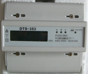 Háromfázisú digitális fogyasztásmérő, sínre pattintható, 7 modulos,DTS353, DZT6006