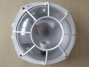 Ipari lámpatest IP65 230V 100W korrozív környezet